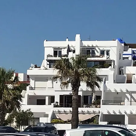 Frente Al Mar